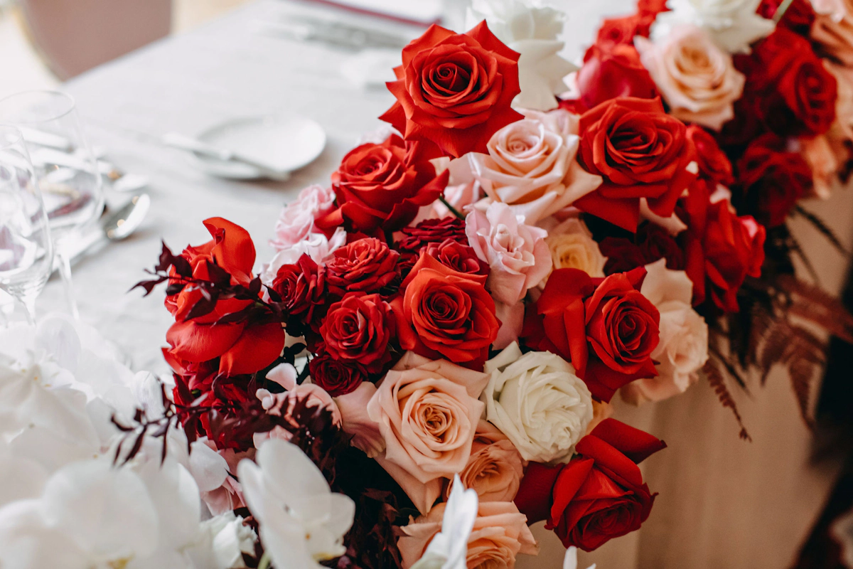 Perfect Red Decorations for Your Los Angeles Wedding