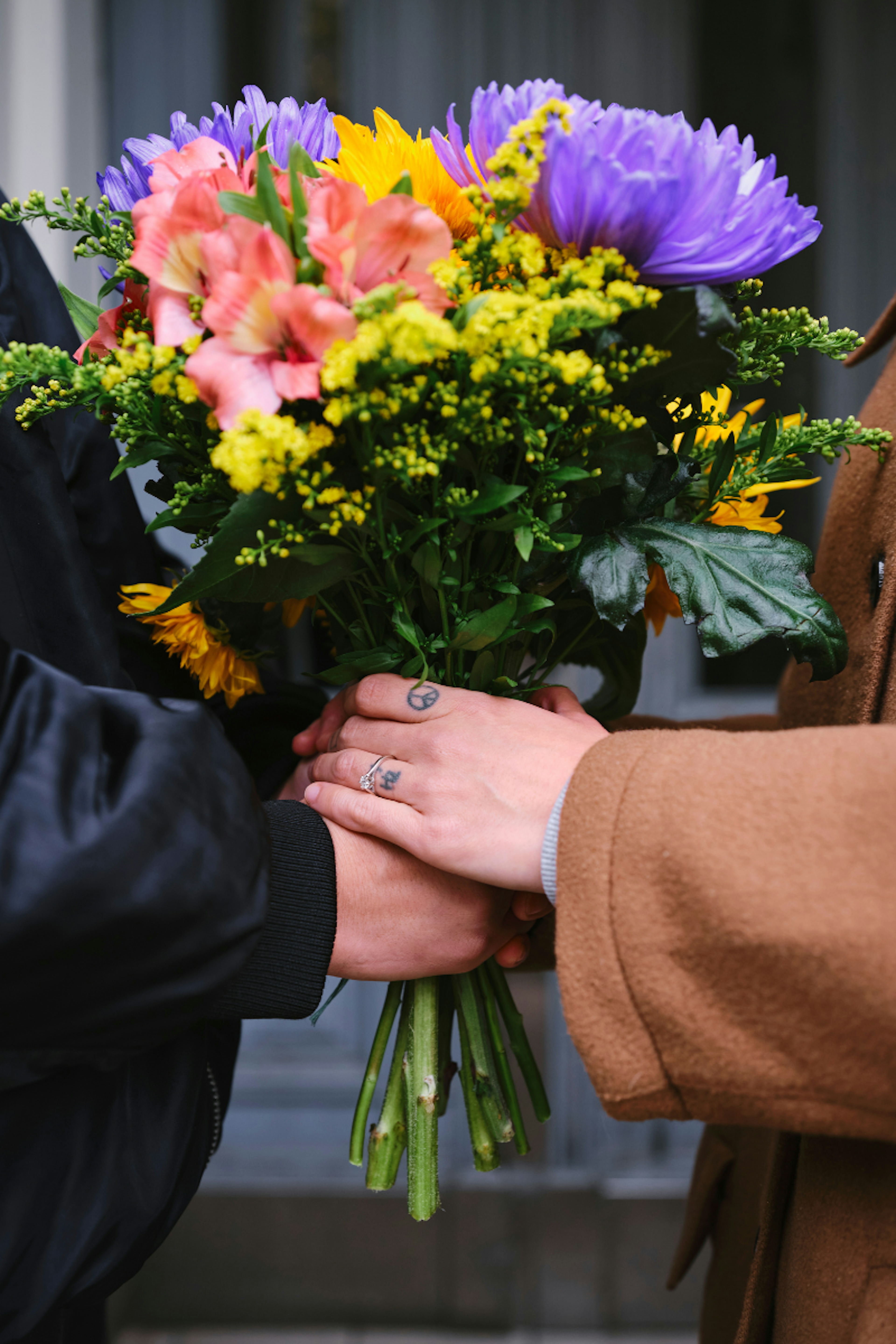 Valentine's Flowers and Gifts: The Ultimate Giving Guide