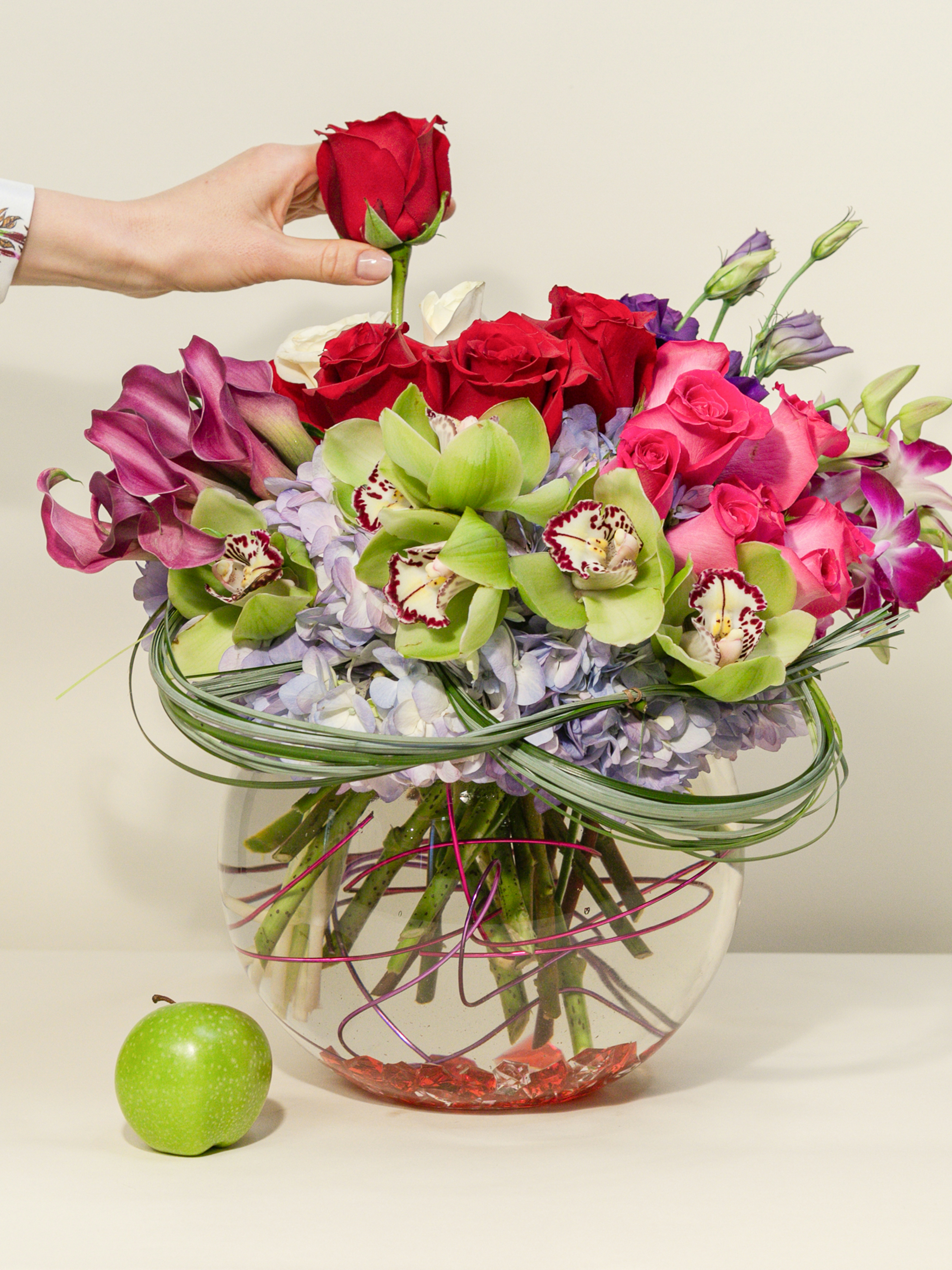Guide to Selecting Flowers for Large, Medium, and Small Vases
