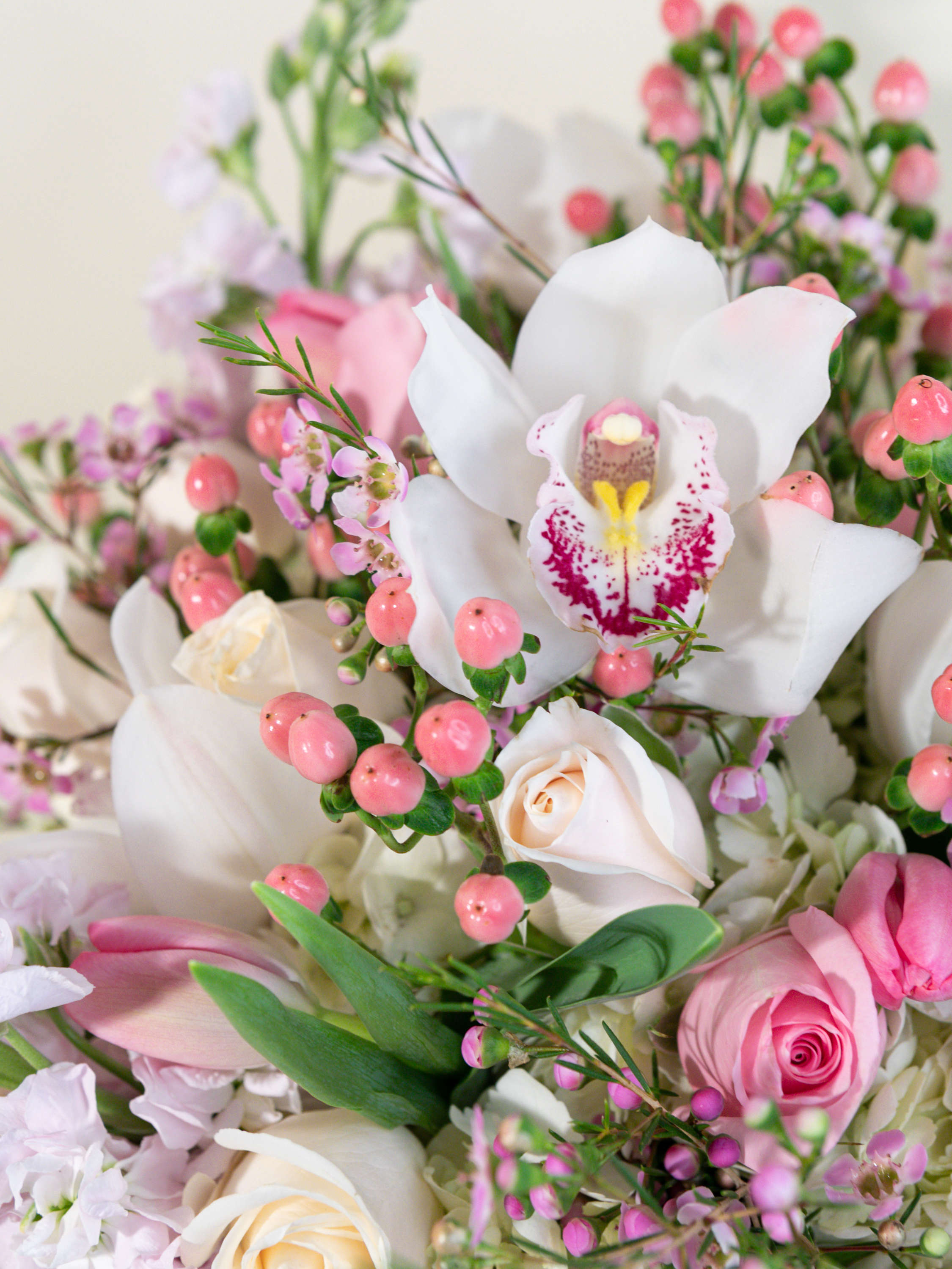 The Parisian Florists Disrupting Classic French Bouquets - The New