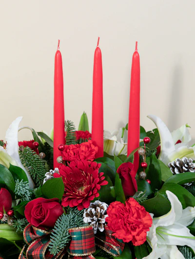 A Christmas Holiday Centerpiece