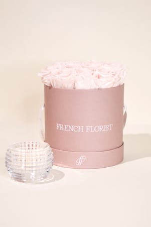 Preserved Roses - Round with Blush Roses