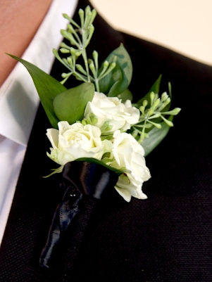 White Spray Rose Boutonniere