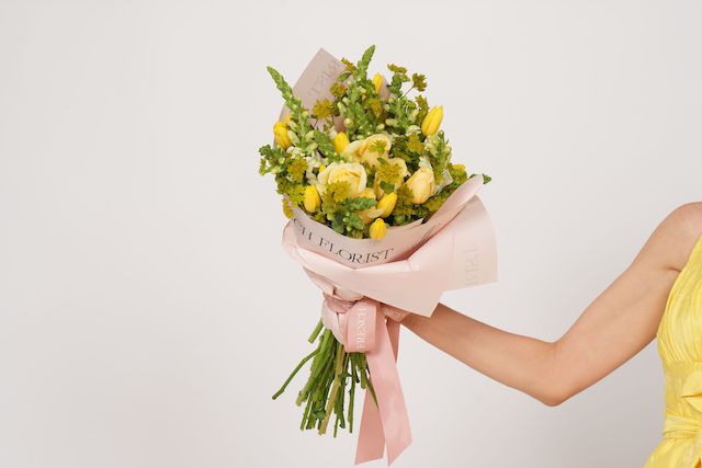 Yellow flower bouquet